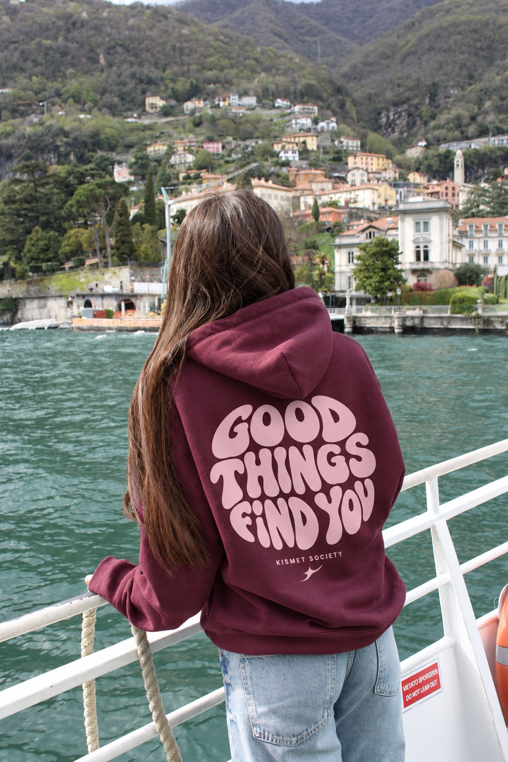 Good Things Find You Hoodie Vino - puesta