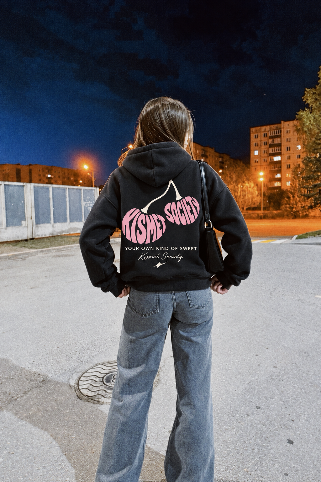 Own Kind Of Sweet Hoodie Negro - puesta