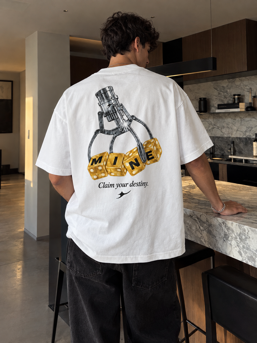 Claim Your Destiny Tee Blanco - puesta